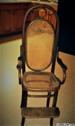 Thonet_Chair_1